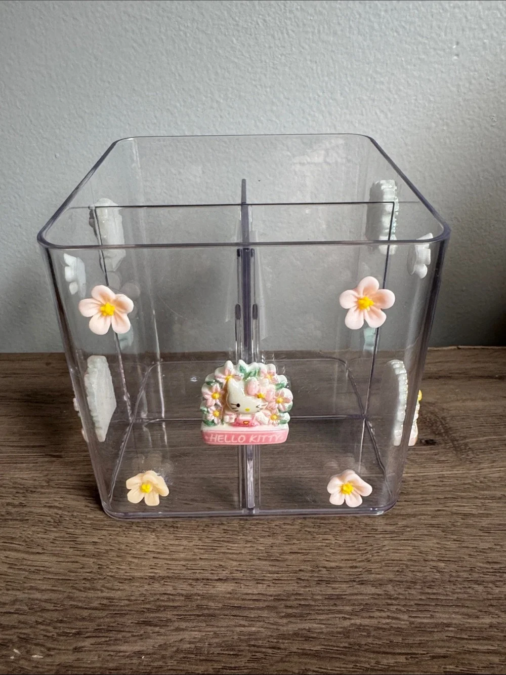 Hello Kitty handmade pen holder
